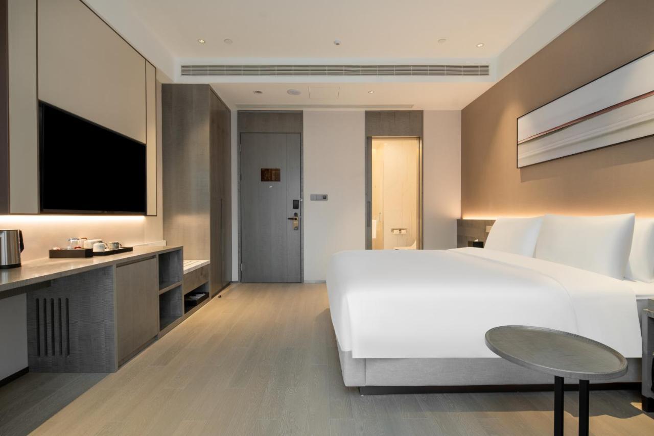 Hyatt Place Linyi People Square Exterior photo