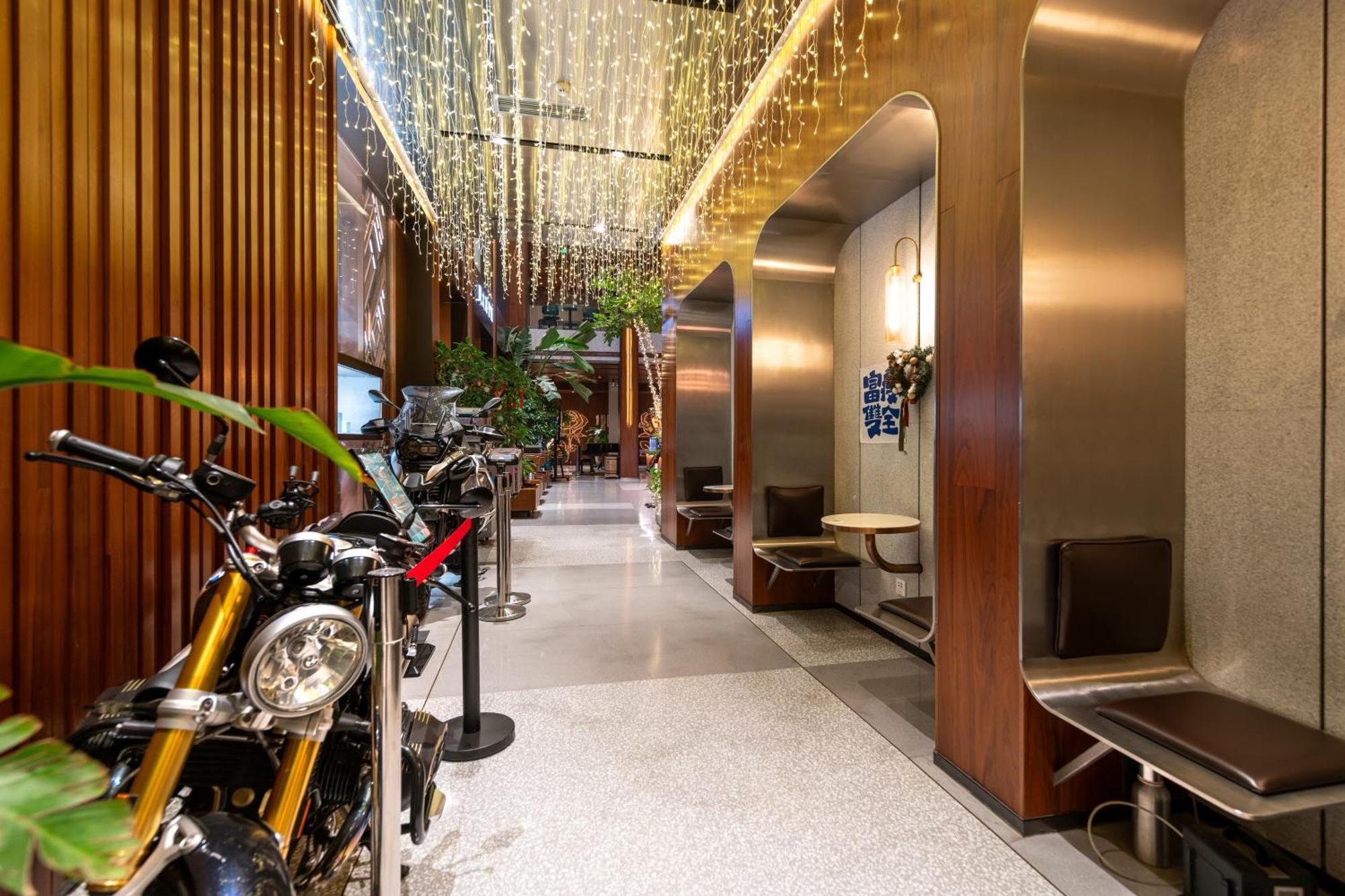 Hyatt Place Linyi People Square Exterior photo